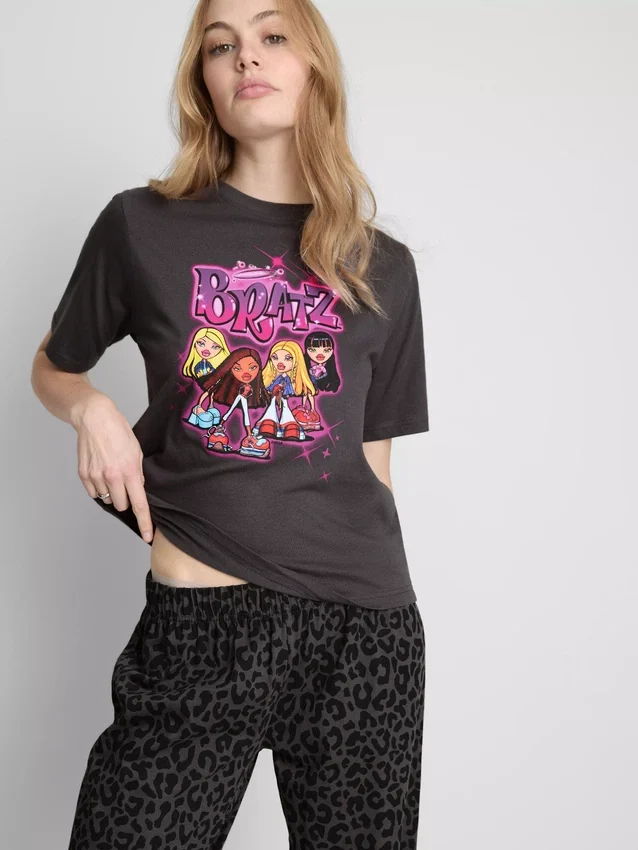 Pijamale Bratz din bumbac cu imprimeu leopard Pijamale Bratz din bumbac cu imprimeu leopard