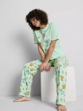 Pijamale cu imprimeu „Monsters Inc.” de la Disney Pixar