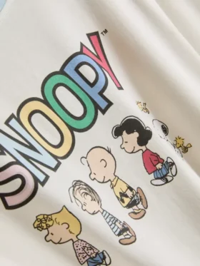 Pijamale cu personajul grafic Snoopy din Peanuts