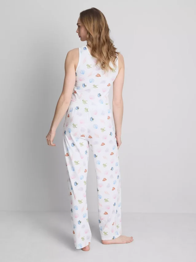 Pijamale cu top tip cami și imprimeu de la Disney Pixar „Finding Nemo”, din țesătură cu conținut ridicat de bumbac Pijamale cu top tip cami și imprimeu de la Disney Pixar „Finding Nemo”, din țesătură cu conținut ridicat de bumbac