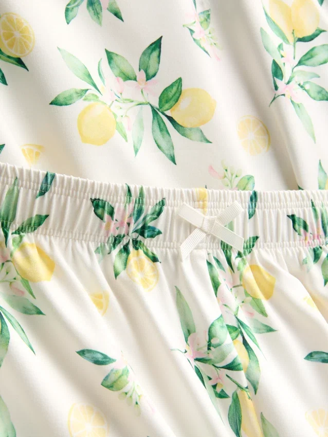 Pijamale cu top tip cami și pantaloni scurți Pijamale cu top tip cami și pantaloni scurți