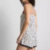 Pijamale cu top tip cami și pantaloni scurți cu imprimeu Pijamale cu top tip cami și pantaloni scurți cu imprimeu