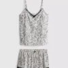 Pijamale cu top tip cami și pantaloni scurți cu imprimeu Pijamale cu top tip cami și pantaloni scurți cu imprimeu