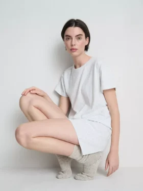 Pijamale cu tricou și pantaloni scurți