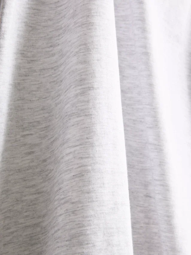 Pijamale cu tricou și pantaloni scurți Pijamale cu tricou și pantaloni scurți