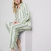 Pijamale din bumbac cu dungi, în stil „boyfriend” Pijamale din bumbac cu dungi, în stil „boyfriend”