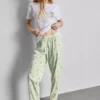 Pijamale din bumbac cu guler rotund și imprimeu Pijamale din bumbac cu guler rotund și imprimeu