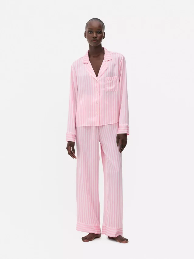 Pijamale din satin cu dungi Pijamale din satin cu dungi