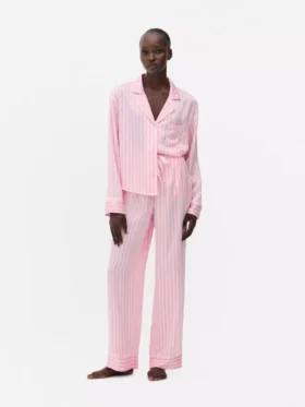 Pijamale din satin cu dungi