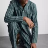 Pijamale lungi din poplin cu dungi Pijamale lungi din poplin cu dungi