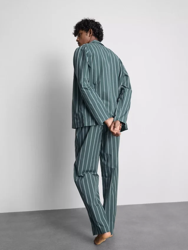 Pijamale lungi din poplin cu dungi Pijamale lungi din poplin cu dungi