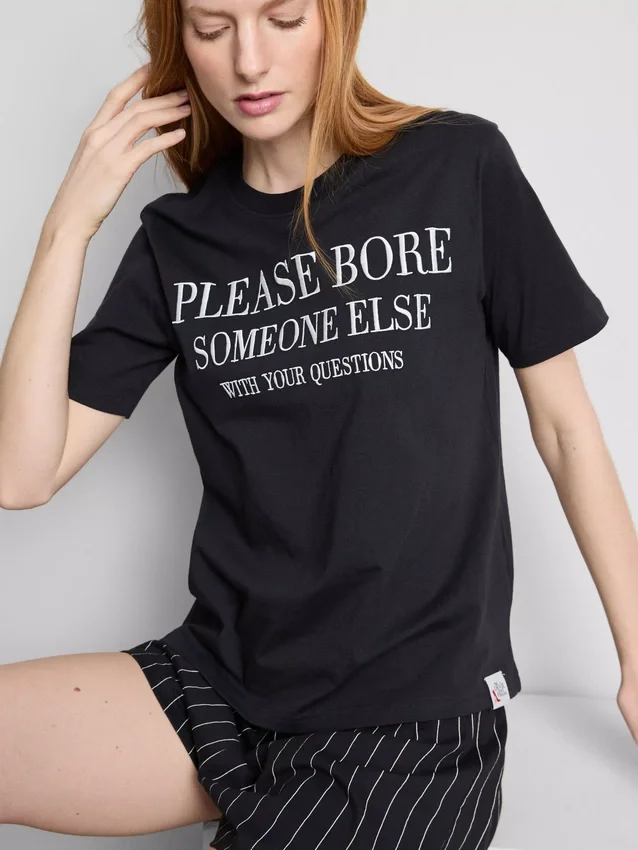 Pijamale scurte cu sloganul „The Devil Wears Prada” Pijamale scurte cu sloganul „The Devil Wears Prada”