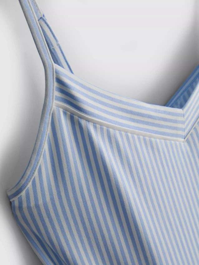 Pijamale scurte cu top cu bretele, în dungi Pijamale scurte cu top cu bretele, în dungi