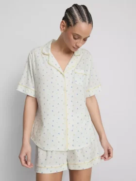 Pijamale scurte tip „boyfriend” cu imprimeu Pijamale scurte tip „boyfriend” cu imprimeu