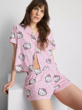 Pijamale scurte tip „boyfriend” Hello Kitty
