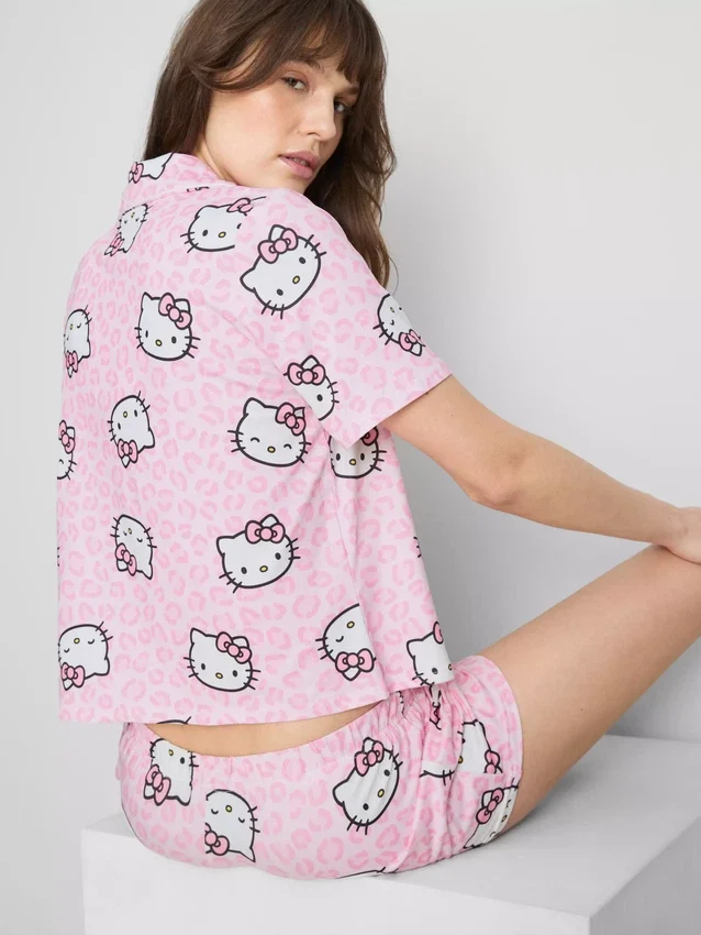 Pijamale scurte tip „boyfriend” Hello Kitty Pijamale scurte tip „boyfriend” Hello Kitty