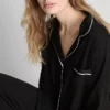 Pijamale tip „boyfriend” cu borduri contrastante Pijamale tip „boyfriend” cu borduri contrastante