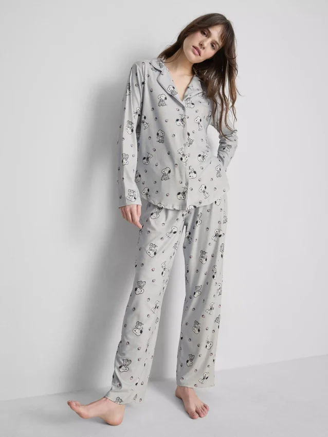 Pijamale tip „boyfriend” cu imprimeu Snoopy Pijamale tip „boyfriend” cu imprimeu Snoopy