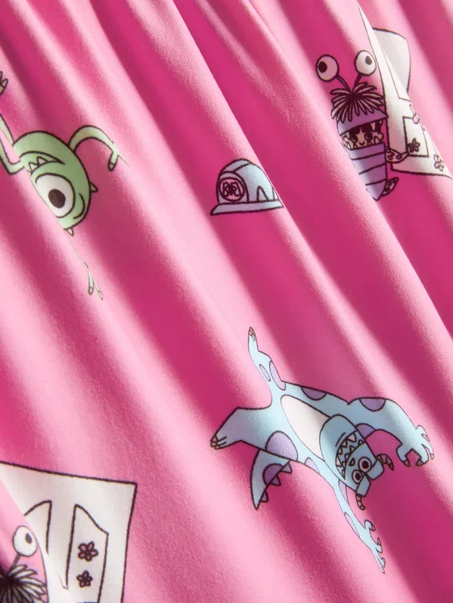 Pijamale tip „boyfriend” din seria „Monsters, Inc.” de la Disney Pixar Pijamale tip „boyfriend” din seria „Monsters, Inc.” de la Disney Pixar
