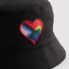 Pălărie reversibilă de tip bucket cu motiv Pride Pălărie reversibilă de tip bucket cu motiv Pride