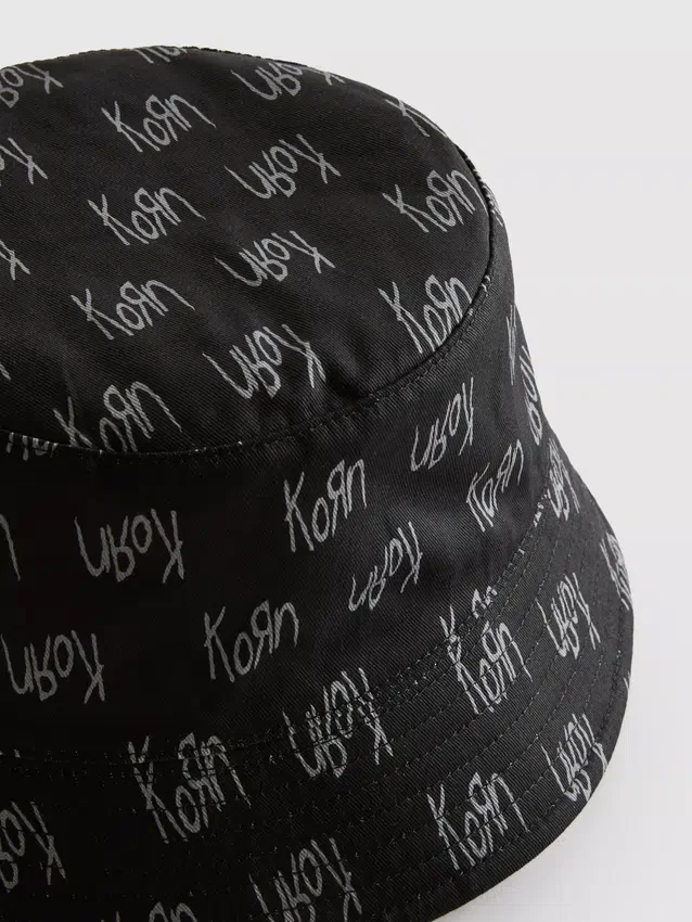 Pălărie reversibilă Korn Pălărie reversibilă Korn