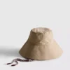 Pălărie tip bucket cu curea sub bărbie