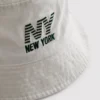 Pălărie tip bucket cu logo-ul New York Pălărie tip bucket cu logo-ul New York