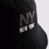 Pălărie tip bucket cu logo-ul New York Pălărie tip bucket cu logo-ul New York