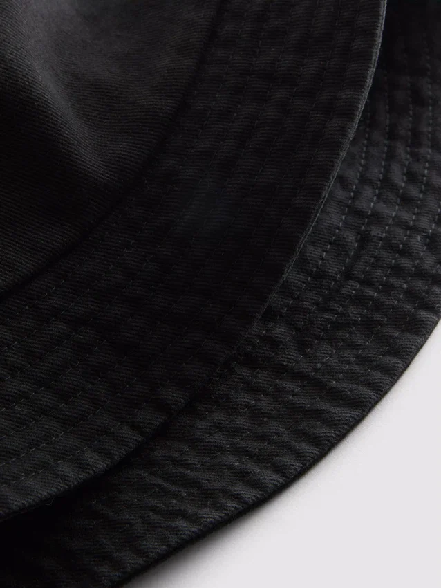 Pălărie tip bucket cu logo-ul New York Pălărie tip bucket cu logo-ul New York