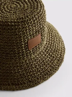 Pălărie tip „bucket” țesută