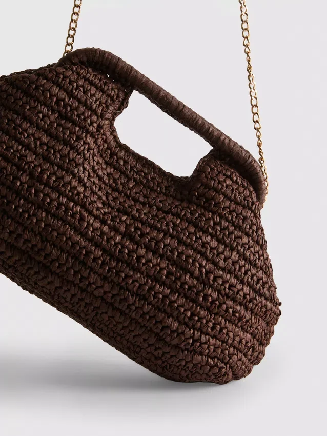 Pungă tip clutch țesută Pungă tip clutch țesută