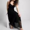 Rochie maxi din dantelă cu decolteu în V Rochie maxi din dantelă cu decolteu în V