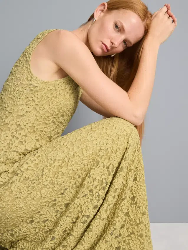 Rochie maxi din dantelă elastică Rochie maxi din dantelă elastică