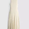 Rochie maxi din dantelă elastică Rochie maxi din dantelă elastică