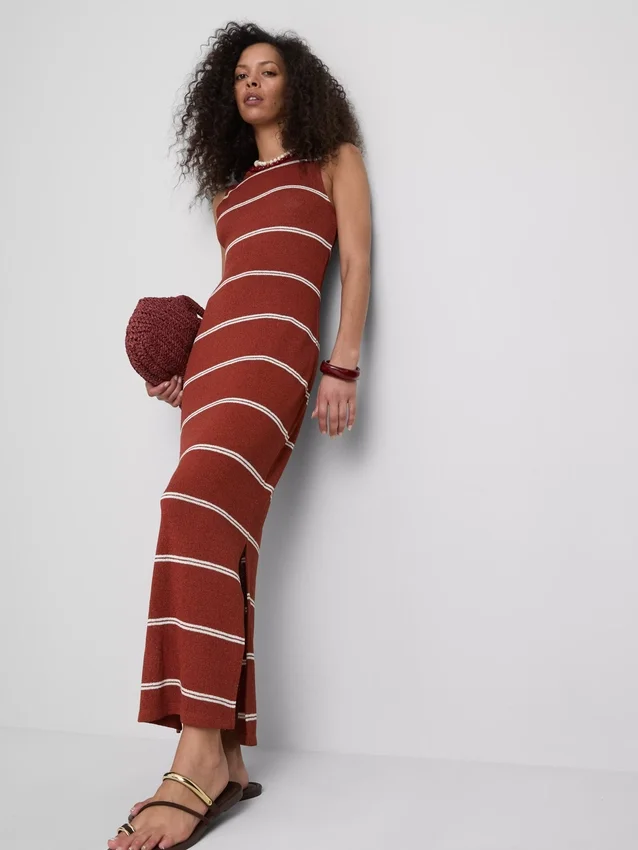 Rochie midi-ax fără mâneci, mulată, de la Paula Echevarría Rochie midi-ax fără mâneci, mulată, de la Paula Echevarría