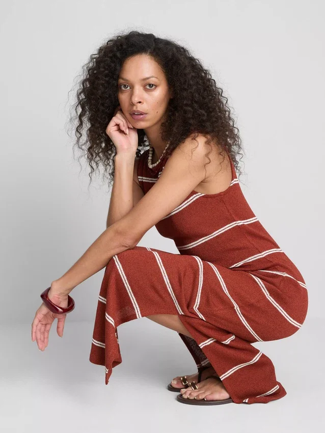 Rochie midi-ax fără mâneci, mulată, de la Paula Echevarría Rochie midi-ax fără mâneci, mulată, de la Paula Echevarría