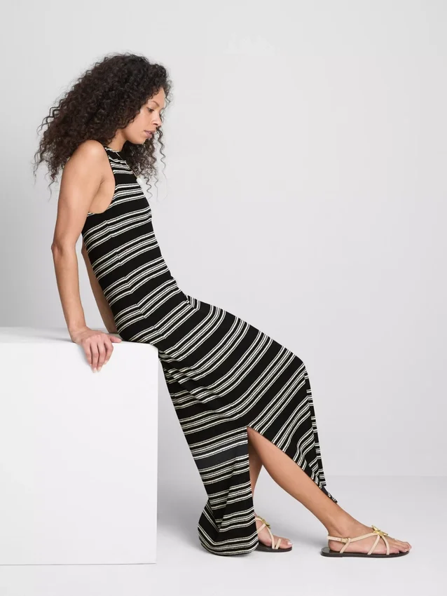Rochie midi-ax fără mâneci, mulată, de la Paula Echevarría Rochie midi-ax fără mâneci, mulată, de la Paula Echevarría