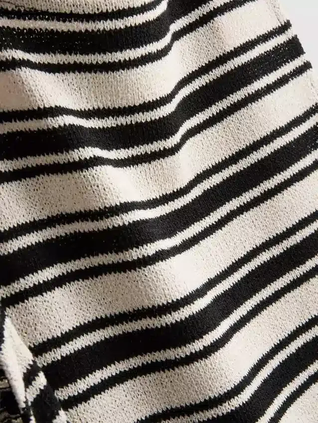 Rochie midi-ax fără mâneci, mulată, de la Paula Echevarría Rochie midi-ax fără mâneci, mulată, de la Paula Echevarría