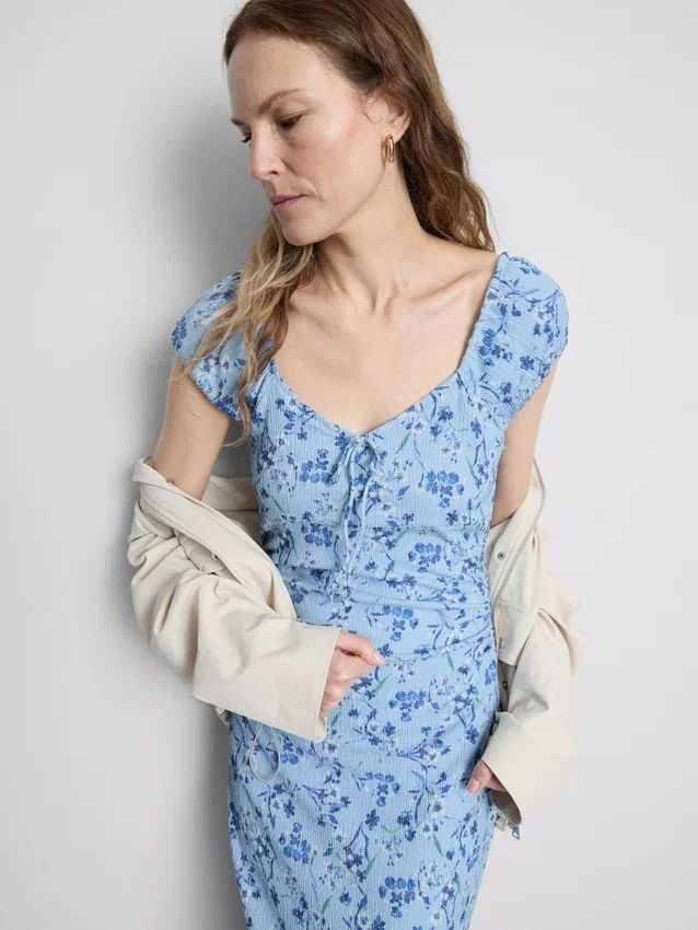 Rochie midi cu efect de șifonare, cu decolteu în formă de inimă Rochie midi cu efect de șifonare, cu decolteu în formă de inimă