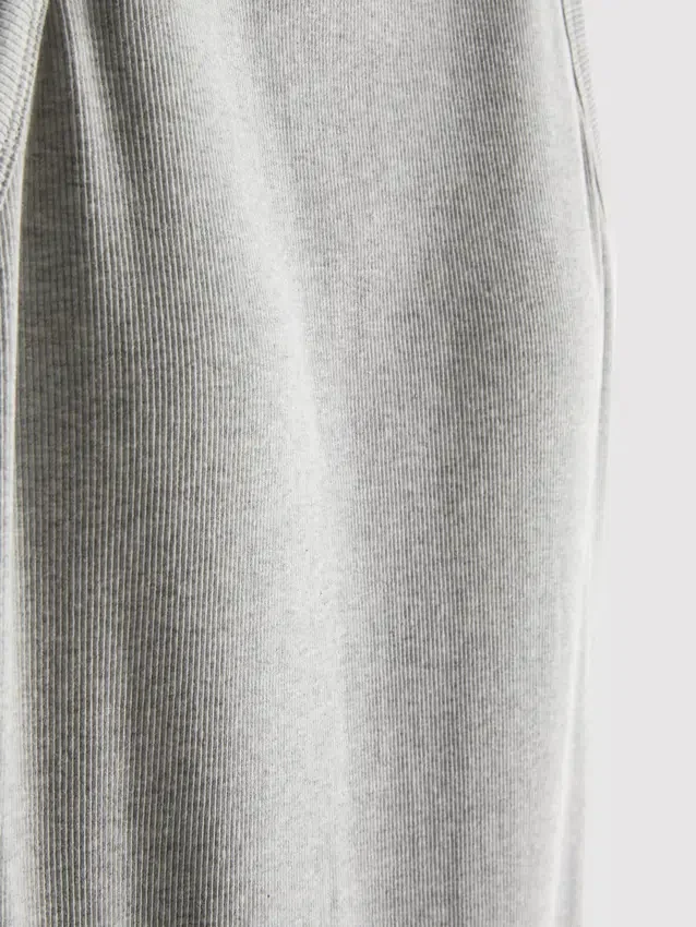 Rochie midi cu sutien încorporat, cu nervuri Rochie midi cu sutien încorporat, cu nervuri