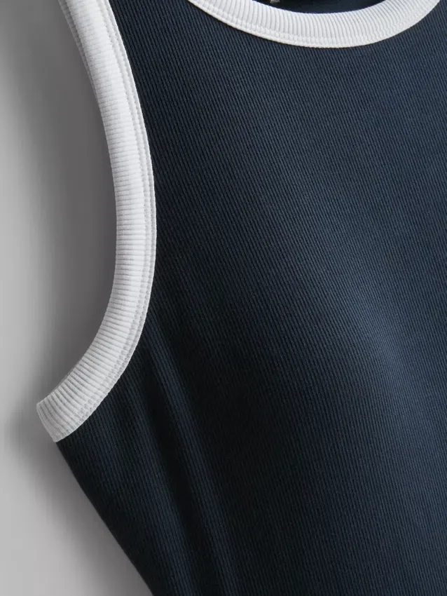 Rochie midi cu sutien încorporat, cu nervuri Rochie midi cu sutien încorporat, cu nervuri