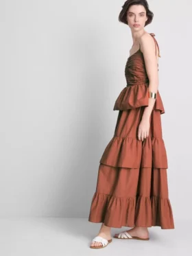 Rochie midi cu volane în straturi