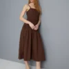 Rochie midi din bumbac, cu guler pătrat și volane Rochie midi din bumbac, cu guler pătrat și volane