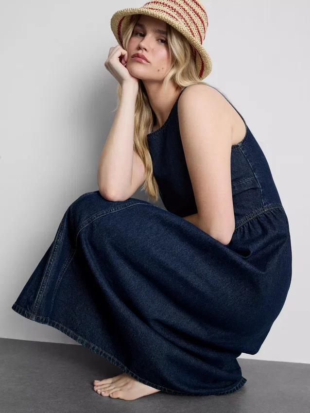 Rochie midi din denim de bumbac cu talie coborâtă Rochie midi din denim de bumbac cu talie coborâtă