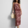 Rochie midi dreaptă cu imprimeu paisley de la Paula Echevarría Rochie midi dreaptă cu imprimeu paisley de la Paula Echevarría
