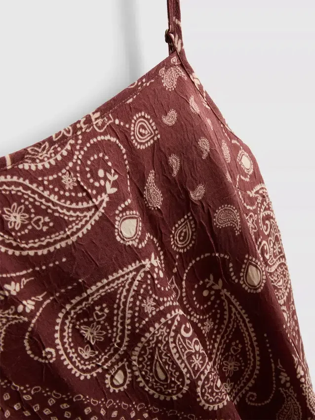 Rochie midi dreaptă cu imprimeu paisley de la Paula Echevarría Rochie midi dreaptă cu imprimeu paisley de la Paula Echevarría