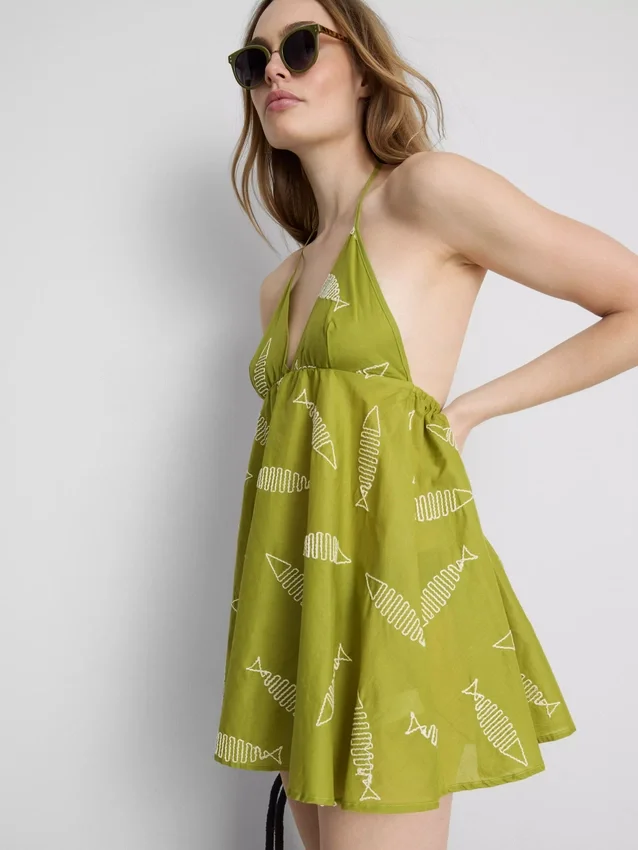 Rochie mini cu broderie în formă de pește Rochie mini cu broderie în formă de pește