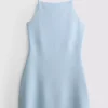 Rochie mini cu decolteu pătrat