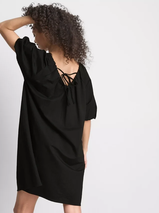 Rochie mini cu mâneci bufante Rochie mini cu mâneci bufante