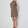 Rochie mini cu mâneci scurte, cu croială sculptată Rochie mini cu mâneci scurte, cu croială sculptată